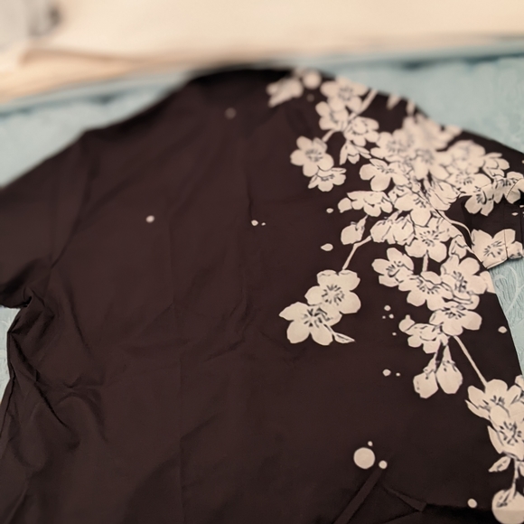 Rayon short sleeved shirt - Picture 2 of 2